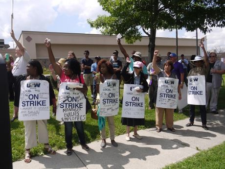 Issue Plaza Hotel workers fight back and win