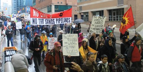 Issue Mass rally builds movement against Line 9