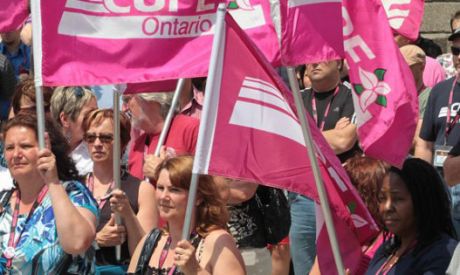 Issue CUPE Ontario prepares to take on Kathleen Wynne