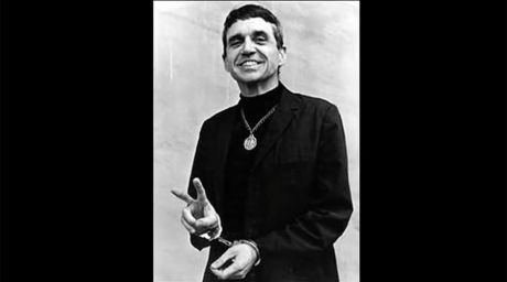 Issue Anti-War activist Daniel Berrigan dead at 95