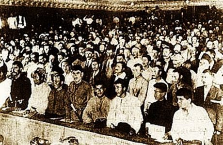 Issue Russian Revolution and the Peoples of the East