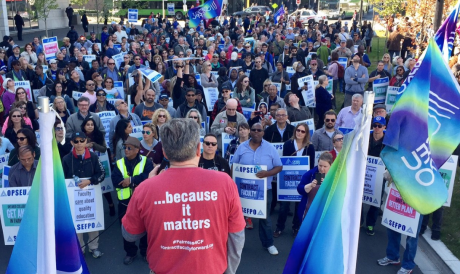 Issue Ontario college strike: #StandWithFaculty