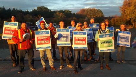 Issue Ontario college faculty: organize/strike/win