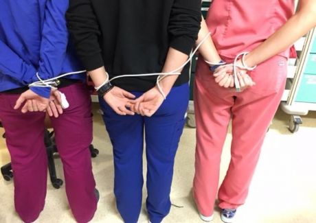 Issue Hull nurses stage second sit-in against austerity