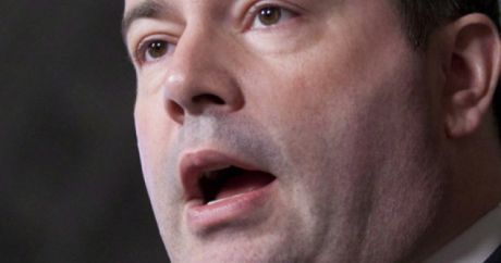 Issue A blustery wind from Alberta