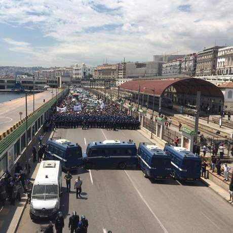 Issue Sudanese revolution: interview with Egyptian socialist