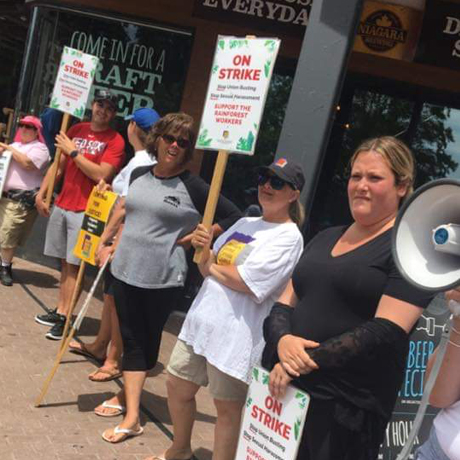 Issue ATU solidarity for striking Rainforest Café workers