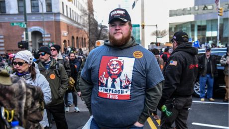 Issue Neo-Nazis flock to gun rights rally