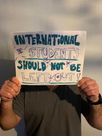 Issue Liberals, NDP, exclude international students from emergency fund