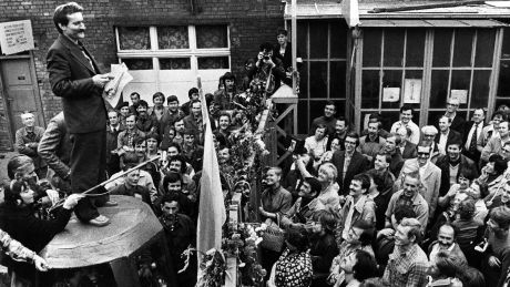 Issue How I became a socialist