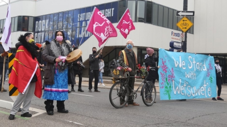 Issue All out for Wedzin Kwa - Solidarity for Wet'suwet'en after the Nov 18/19 RCMP raids