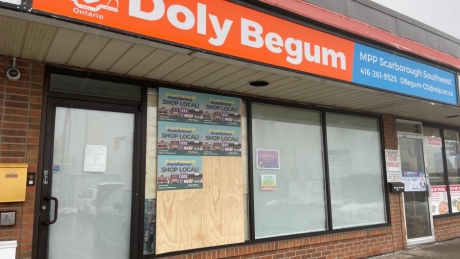 Issue Attacks against elected reps smell like far-right violence