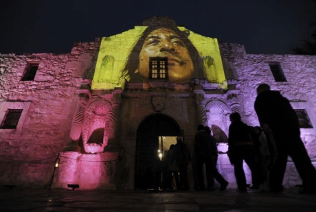 Issue Remember the Alamo: monument to white supremacy