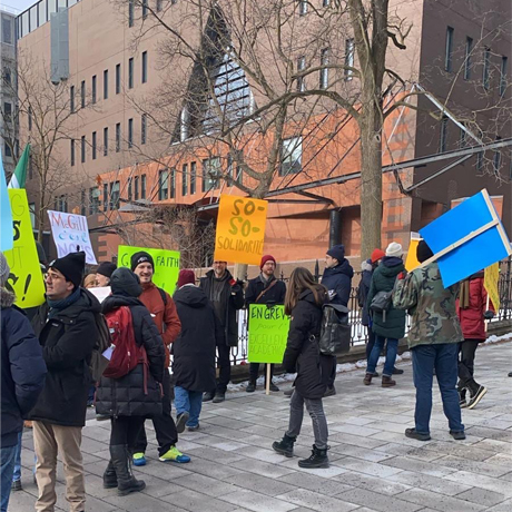 Issue McGill law faculty threaten unlimited strike