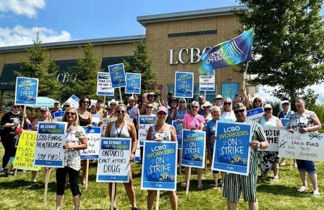 Issue LCBO workers show it's right to strike