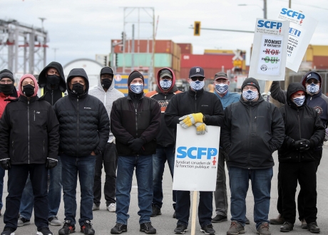 Issue Defend the right to strike - Support Port Workers