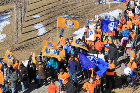 Issue Building unity between workers in Quebec and English Canada