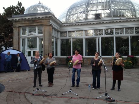 Issue Sisters in Spirit vigil: honouring murdered and missing aboriginal women