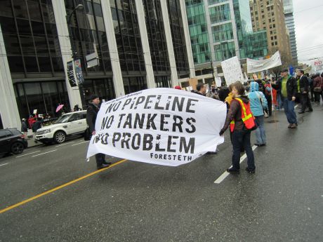 Issue Kinder Morgan: more pipelines, more resistance