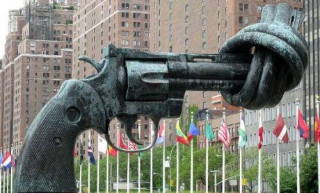 Issue Who hasn't signed the Arms Trade Treaty? 